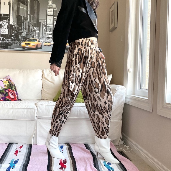 Animal print stretchy pants - Picture 4 of 11